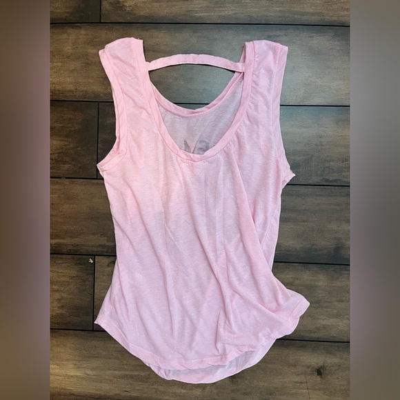 Pink ardene tank top - Picture 2 of 3